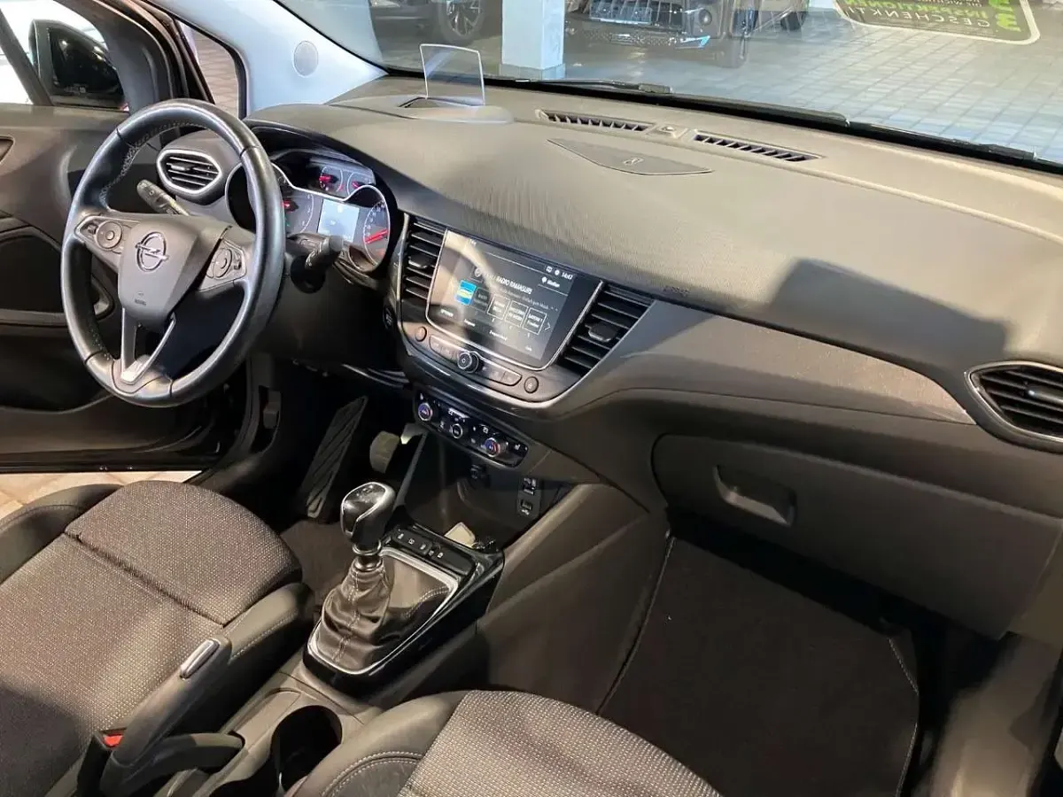 Gebraucht Opel Crossland 110 PS (80 kW) 2023 Schwarz SUV