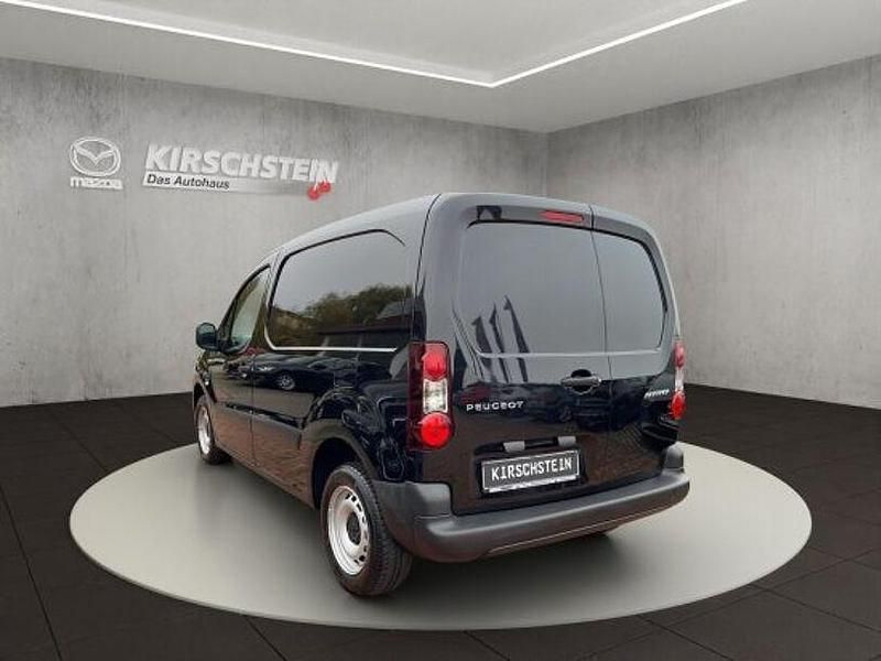 Gebraucht Peugeot Partner 75 PS (55 kW) 2018 Schwarz Van / Kleinbus