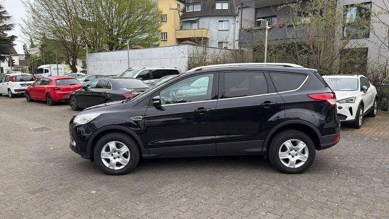Gebraucht Ford Kuga Titanium 163 PS (119 kW) 2013 Schwarz SUV
