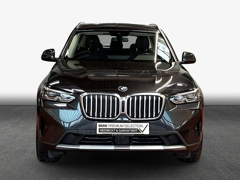 Gebraucht BMW X3 Sport Line 190 PS (139 kW) 2023 Sophistograu brillanteffekt me SUV