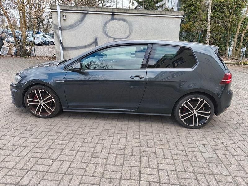 Gebraucht VW Golf VII GTD 184 PS (135 kW) 2014 Grau Kleinwagen