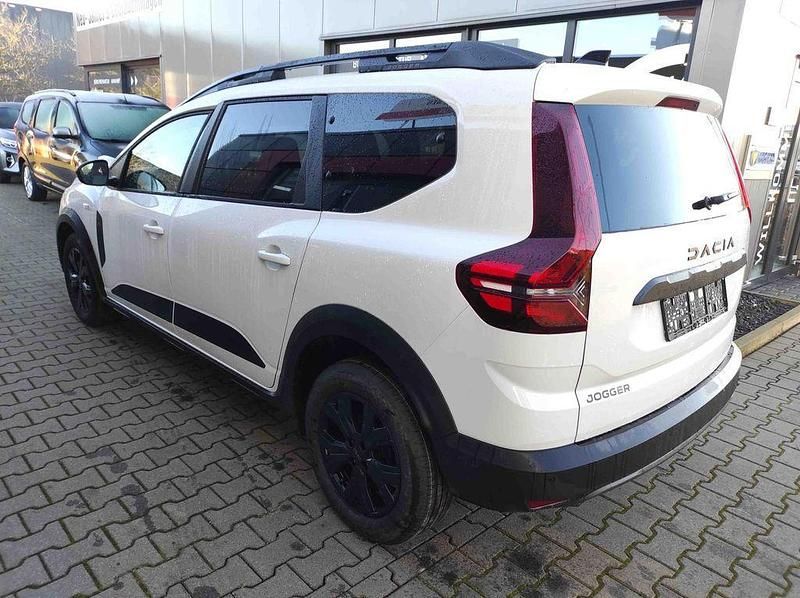 Neu Dacia Jogger Extreme 101 PS (74 kW) 2026 Weiß Van / Kleinbus