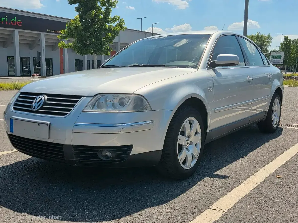 Gebraucht VW Passat 194 PS (142 kW) 2026 Silber Kombi
