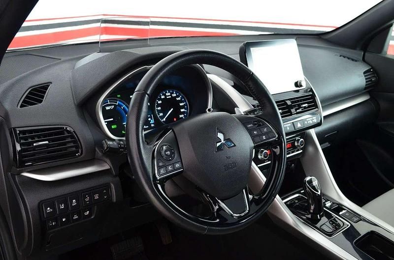 Gebraucht Mitsubishi Eclipse Cross Top 188 PS (138 kW) 2022 Schwarz SUV