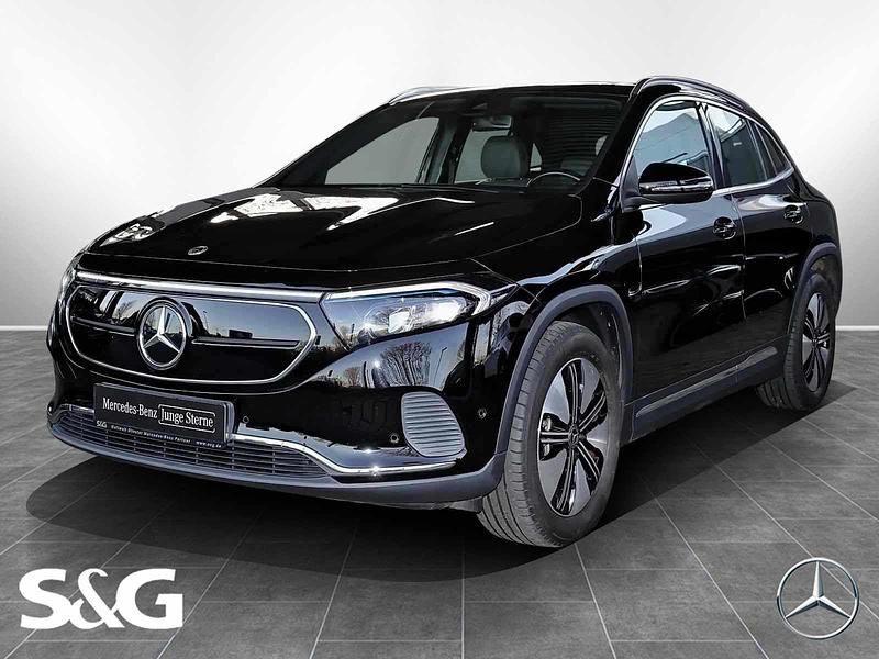 Gebraucht Mercedes EQA250 139 kW (190 PS) 2022 Schwarz SUV