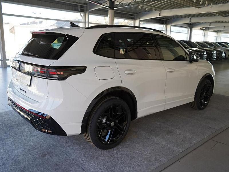 Gebraucht VW Tiguan Style 150 PS (110 kW) 2025 Weiß SUV