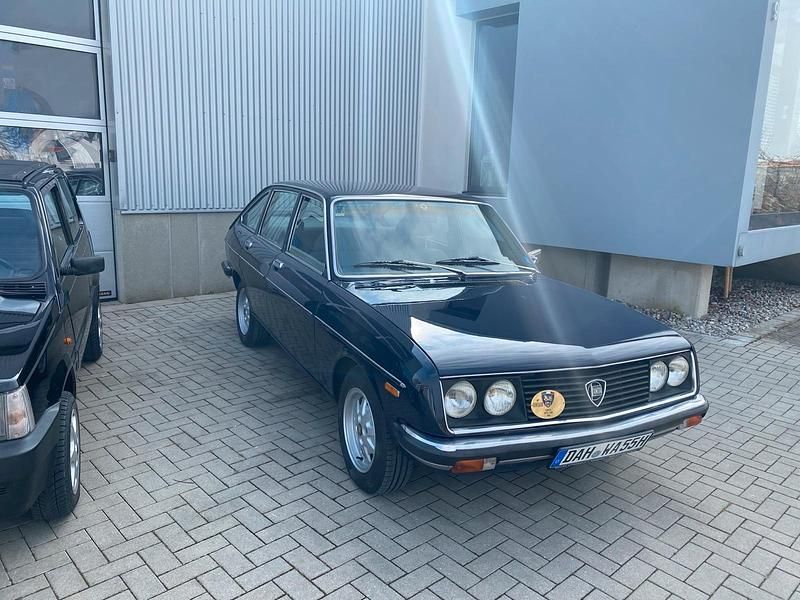 Blau Gebraucht 1980 Lancia Beta Limousine | 6.600 € - Bild 1/4