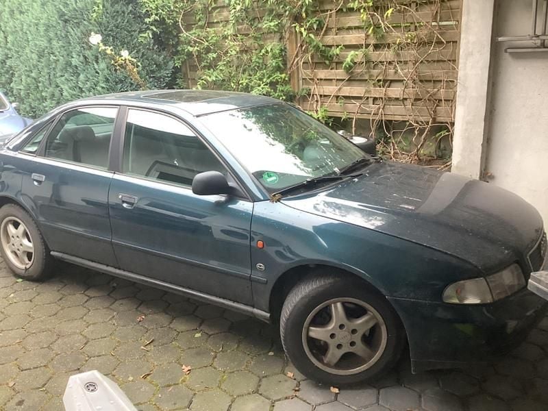 Gebraucht 1996 Audi A4 Limousine | 675 € (Superpreis) - Bild 1/3