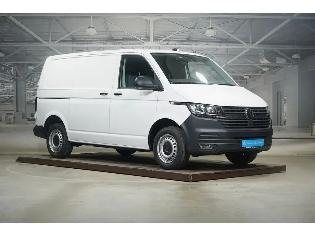 Gebraucht VW T6.1 110 PS (80 kW) 2025 Weiß Van