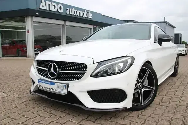 Gebraucht Mercedes C180 AMG line 156 PS (114 kW) 2018 Polarweiss Coupé