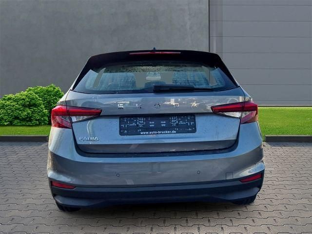 Neu Skoda Fabia Selection 80 PS (58 kW) 2025 Graphitegrau metallic Limousine