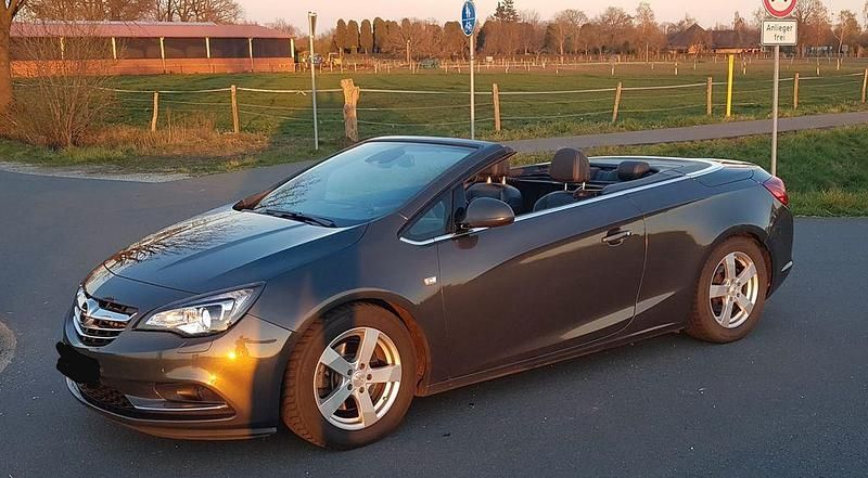 Gebraucht Opel Cascada 165 PS (121 kW) 2013 Grau Cabrio