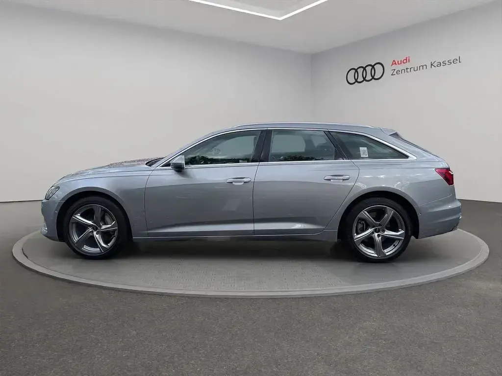 Używany Audi A6 Advanced Plus 265 KM (194 kW) 2025 Srebrny Kombi