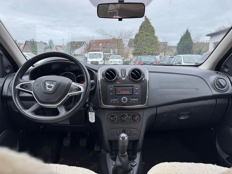 Gebraucht Dacia Sandero 90 PS (66 kW) 2017 Weiß Limousine