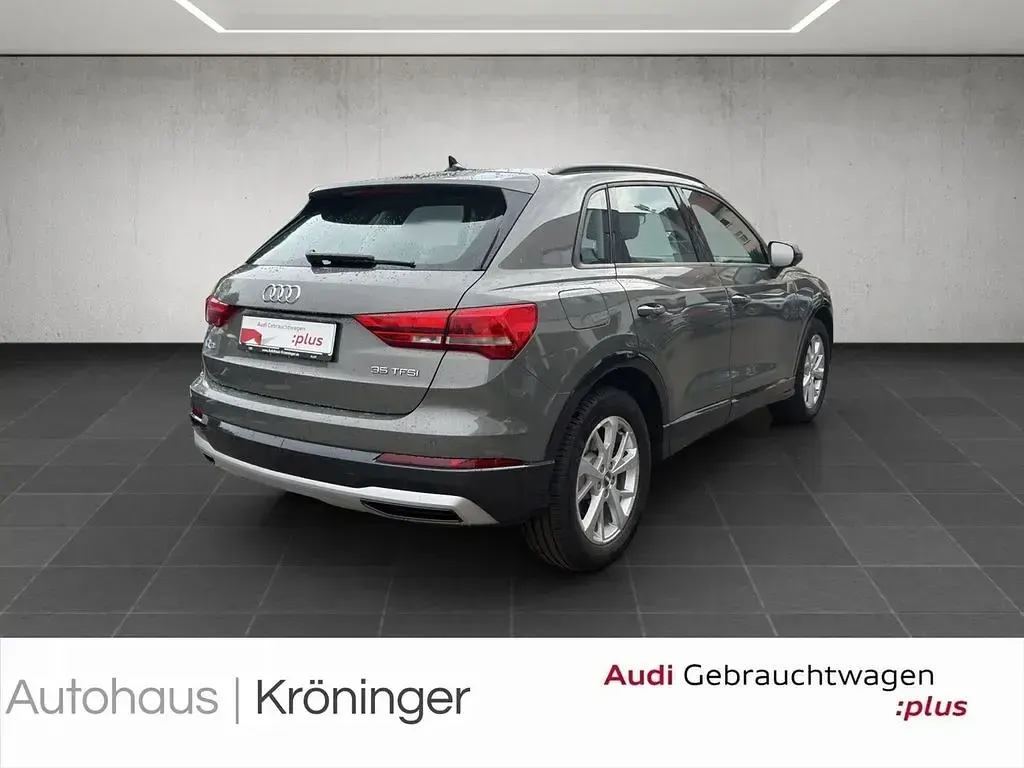 Gebraucht Audi Q3 Advanced 150 PS (110 kW) 2020 Chronosgrau metallic SUV