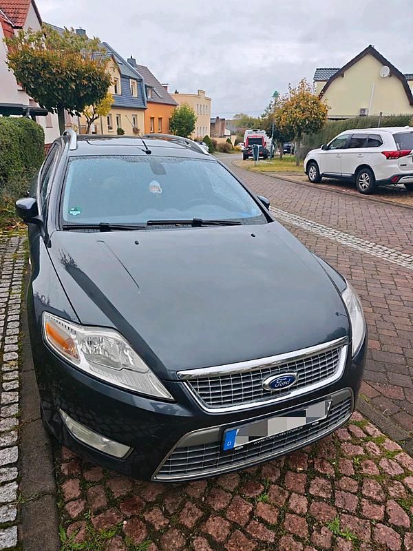 Grau Gebraucht 2010 Ford Mondeo Kombi | 4.000 € (Fairer Preis) - Bild 1/4