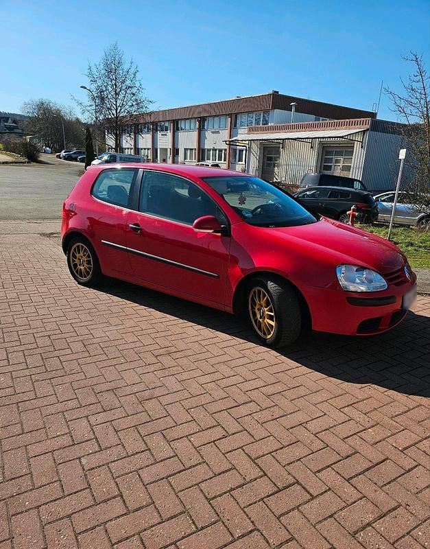 Gebraucht VW Golf 2004 Rot Coupé