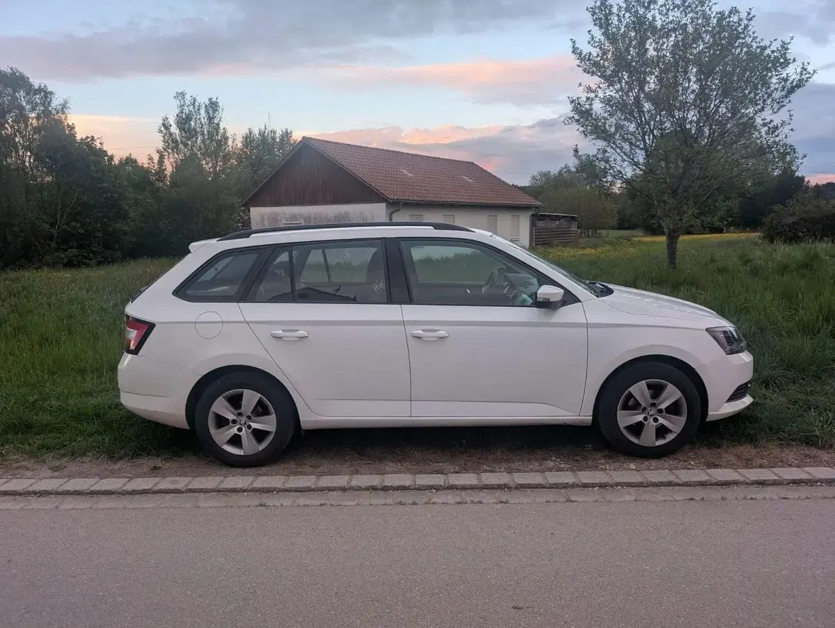 Gebraucht Skoda Fabia Clever 95 PS (69 kW) 2018 Weiß Kombi