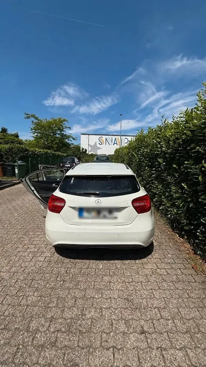 Gebraucht Mercedes A180 2014 Weiß Kleinwagen