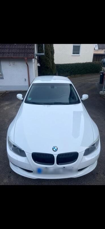 Weiß Gebraucht 2011 BMW 320 Coupé | 6.000 € (Superpreis) - Bild 1/4