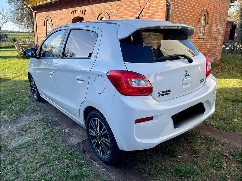 Second-hand Mitsubishi Space Star Edition 80 CP (58 kW) 2018 Alb Hatchback