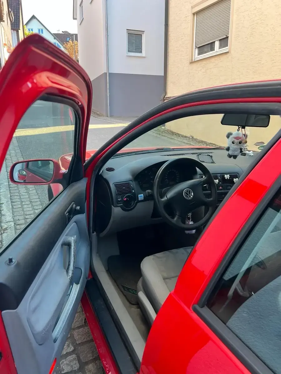 Gebraucht VW Golf III 101 PS (74 kW) 1999 Rot Kleinwagen
