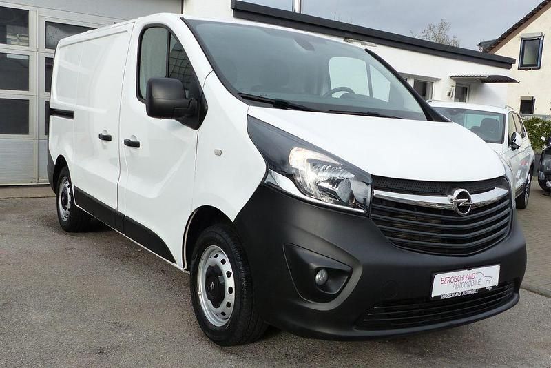 Gebraucht Opel Vivaro 121 PS (88 kW) 2019 Weiß Van / Kleinbus