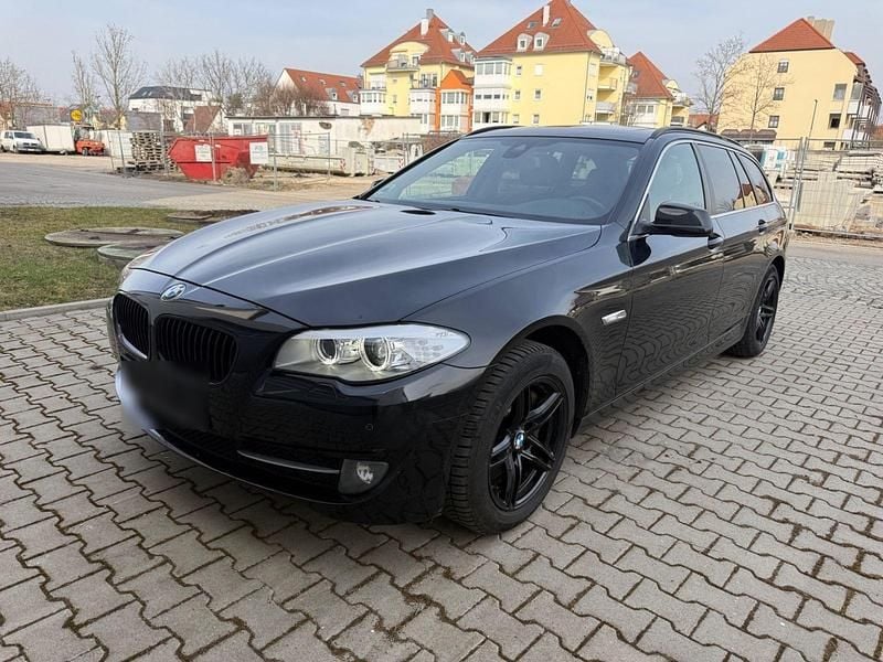 Gebraucht BMW 525 218 PS (160 kW) 2013 Schwarz Kombi