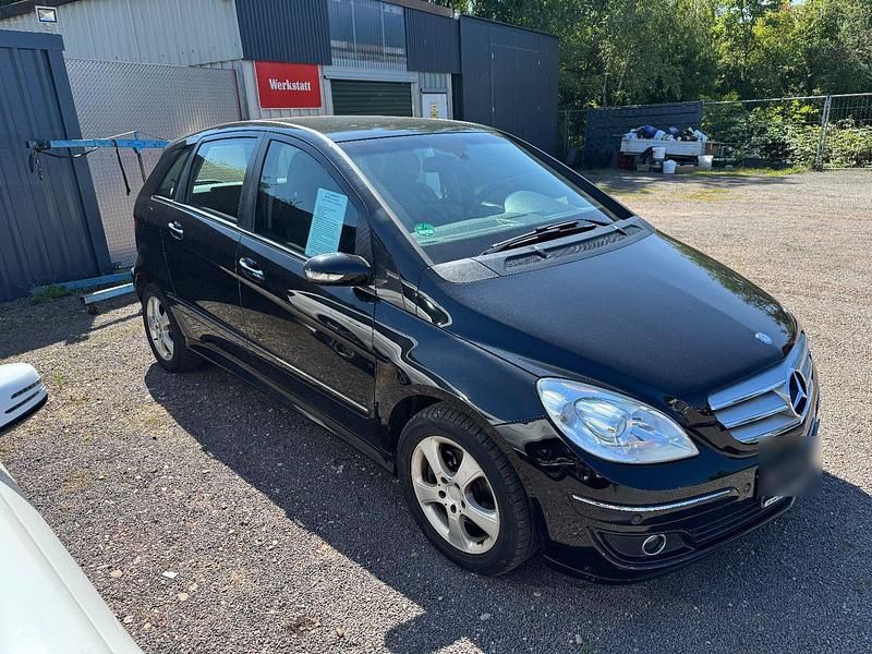 Schwarz Gebraucht 2007 Mercedes B200 Avantgarde Van / Kleinbus | 6.250 € (Fairer Preis) - Bild 1/4