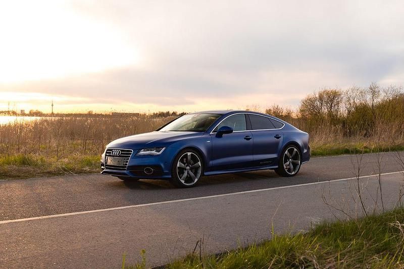 Gebraucht Audi A7 Exclusive 313 PS (230 kW) 2014 Blau Kleinwagen