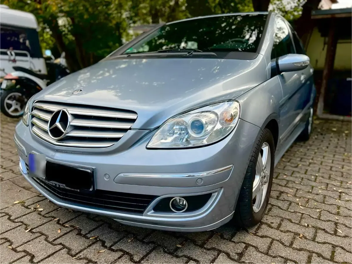 Gebraucht Mercedes B150 95 PS (69 kW) 2007 Blau Van / Kleinbus