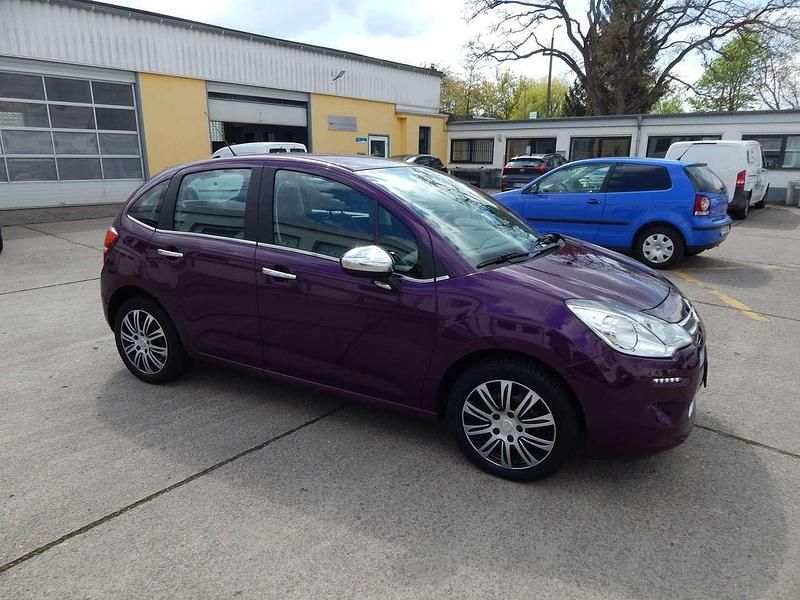 Second-hand Citroën C3 SELECTION 68 CP (50 kW) 2017 Lackierung karma/metallic Hatchback