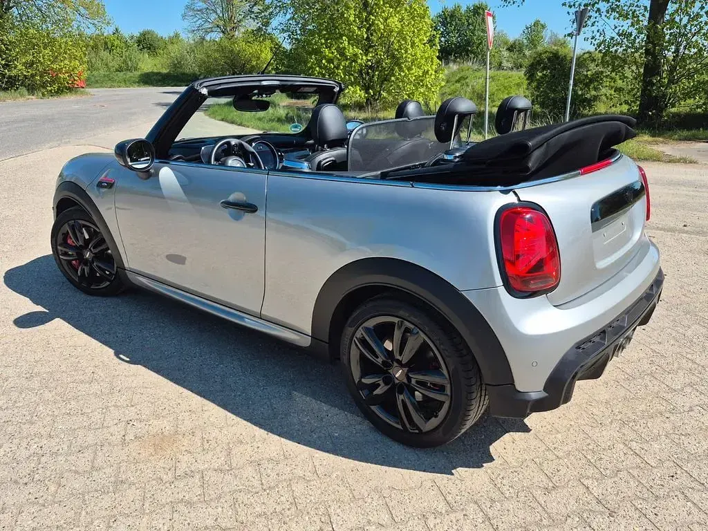 Gebraucht Mini John Cooper Works Cabriolet 231 PS (169 kW) 2023 Silber Cabrio