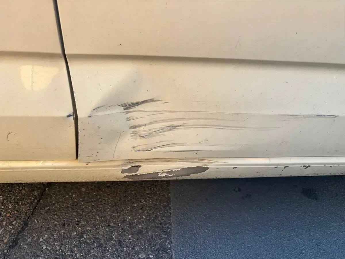 Gebraucht VW Touran 150 PS (110 kW) 2022 Gelb Van / Kleinbus