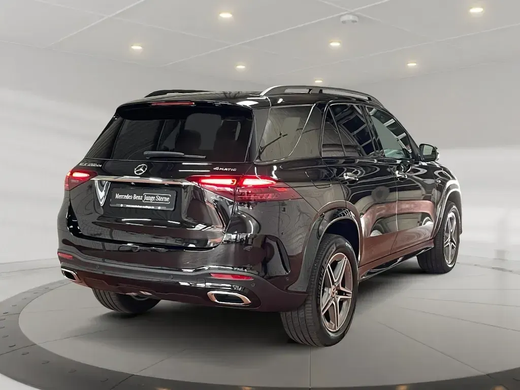 Gebraucht Mercedes GLE350 AMG 197 PS (144 kW) 2025 Metalliclack obsidianschwarz SUV