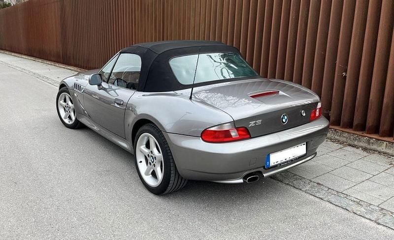 Gebraucht BMW Z3 118 PS (86 kW) 2002 Grau Cabrio