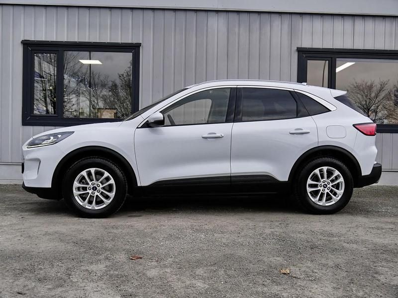 Gebraucht Ford Kuga Titanium X 150 PS (110 kW) 2021 Frostweiß SUV