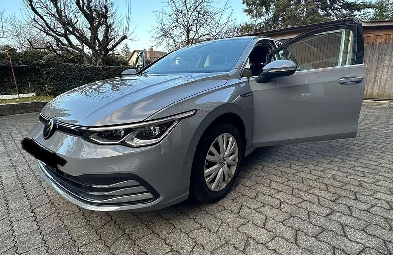 Gebraucht VW Golf VII Style 150 PS (110 kW) 2020 Grau Limousine