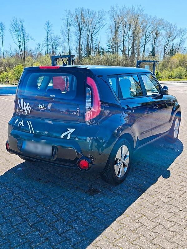 Gebraucht Kia Soul 132 PS (97 kW) 2014 Schwarz SUV