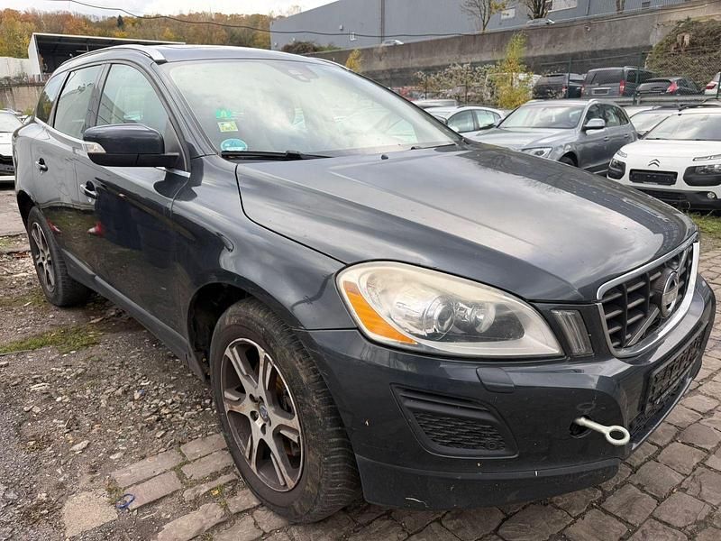 Gebraucht Volvo XC60 Summum 215 PS (158 kW) 2013 Grau SUV
