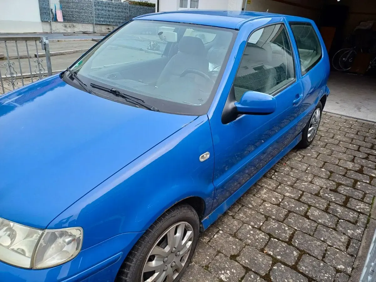Gebraucht VW Polo Edition 75 PS (55 kW) 2001 Blau Limousine