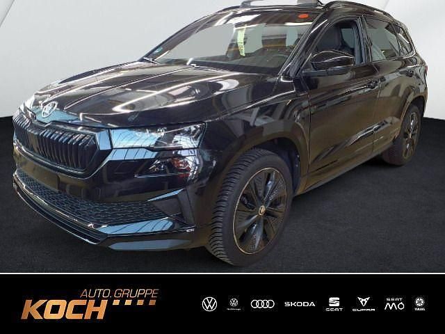 Schwarzmagic perleffekt Gebraucht 2024 Skoda Karoq SportLine SUV | 35.930 € (Etwas zu teuer) - Bild 1/2