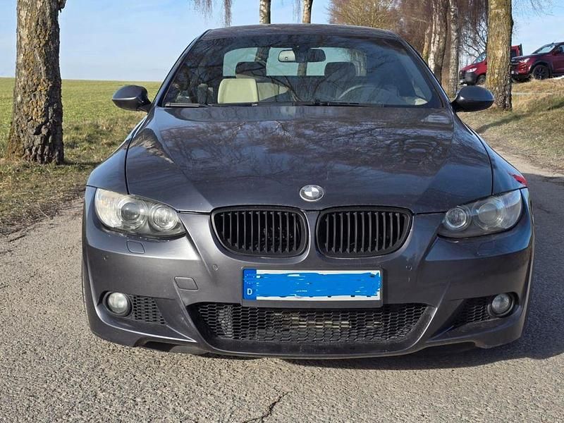 Gebraucht BMW 335 Performance 286 PS (210 kW) 2007 Grau Coupé