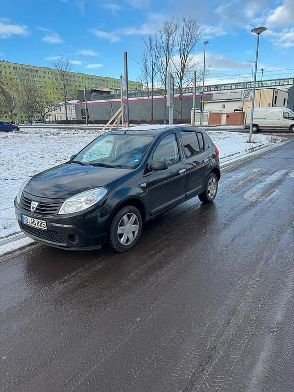 Gebraucht Dacia Sandero 75 PS (55 kW) 2009 Schwarz Kleinwagen