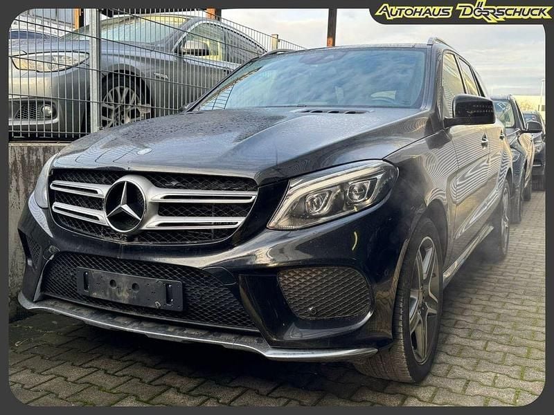 Schwarz unilack Gebraucht 2016 Mercedes GLE350 AMG SUV | 28.990 € (Guter Preis) - Bild 1/4