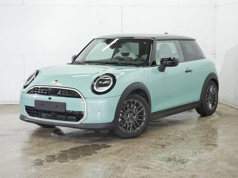 Gebraucht Mini John Cooper Works 156 PS (114 kW) 2025 Ocean wave green Kleinwagen