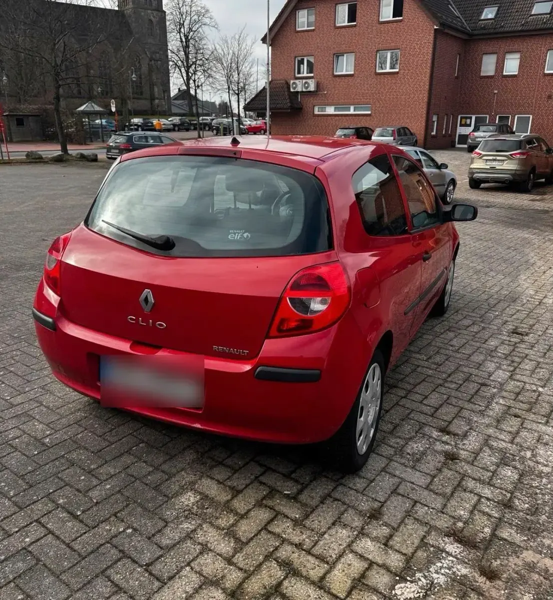 Occasion Renault Clio II 68 ch (50 kW) 2006 Rouge Citadine