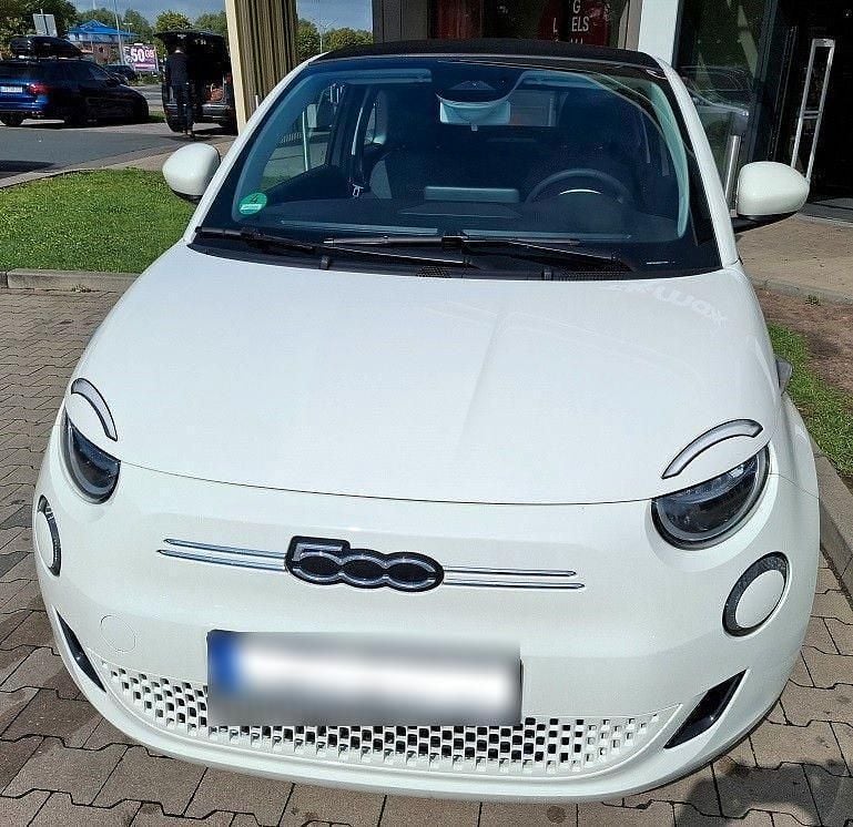 Gebraucht Fiat 500e Icon 86 kW (118 PS) 2022 Weiß Cabrio