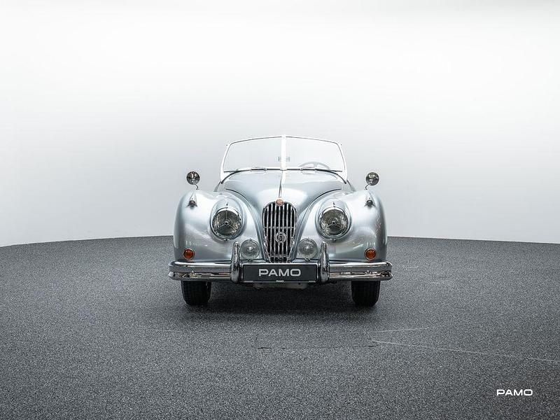 Gebraucht Jaguar XK 190 PS (139 kW) 1955 Silber Cabrio