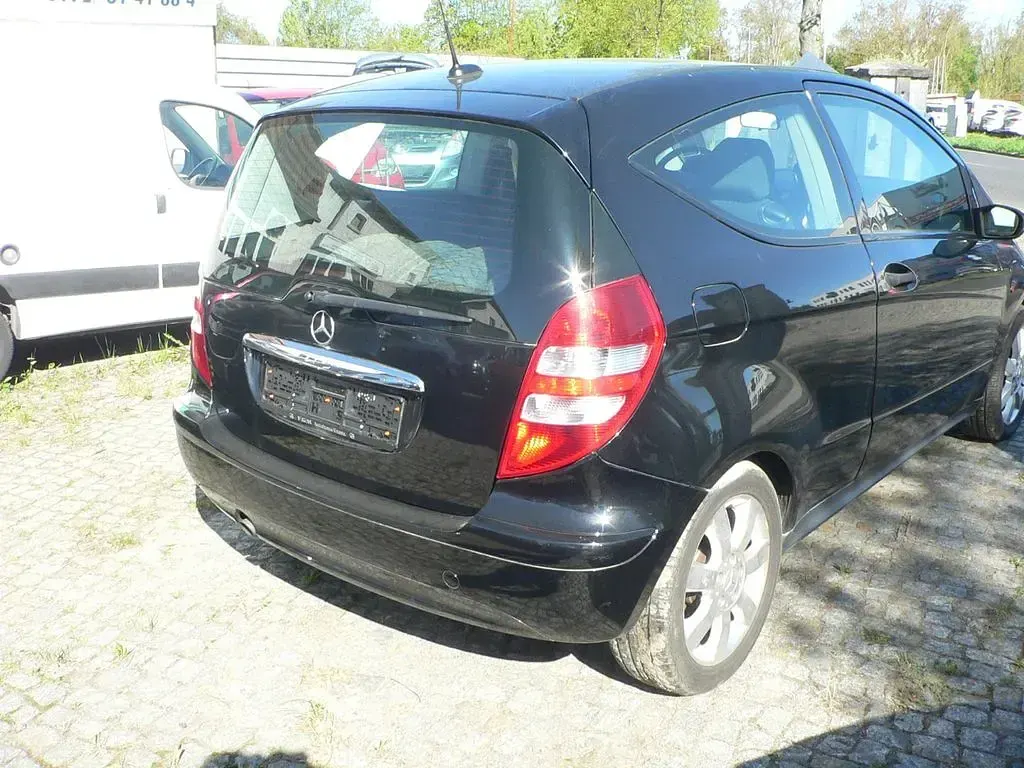 Usata Mercedes A170 116 CV (85 kW) 2006 Nero
